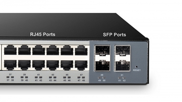 SFP Port บน Gigabit switch คืออะไร  อธิบายช่องเสียบของสวิตช์